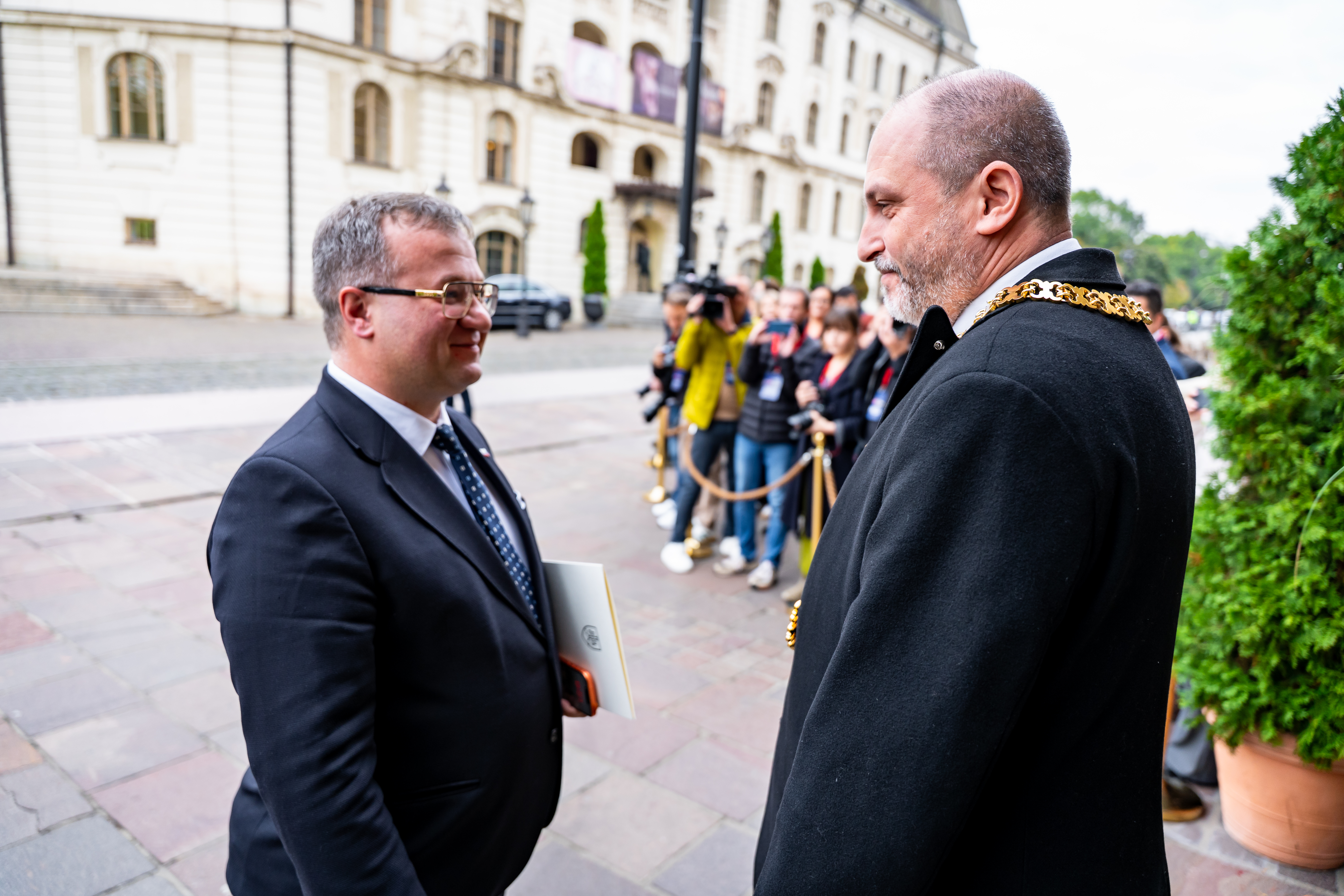 Spolocne rokovanie clenov vlad Slovenskej republiky a Ukrajinyr-5